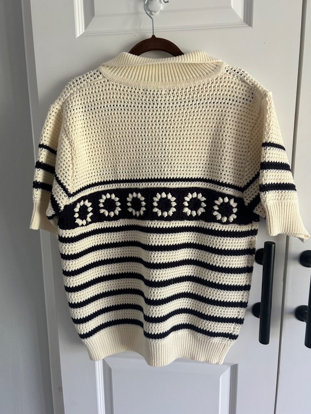 Skies are Blue Collared Knit Polo Sweater in Ivory and navy women’s 1X - Picture 6 of 6